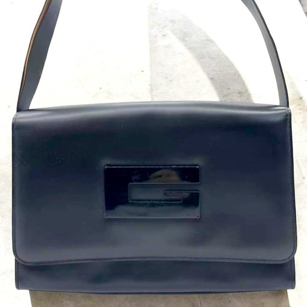 GUCCI Shoulder Bag Enamel Black Auth genuine premium quality Italian leather